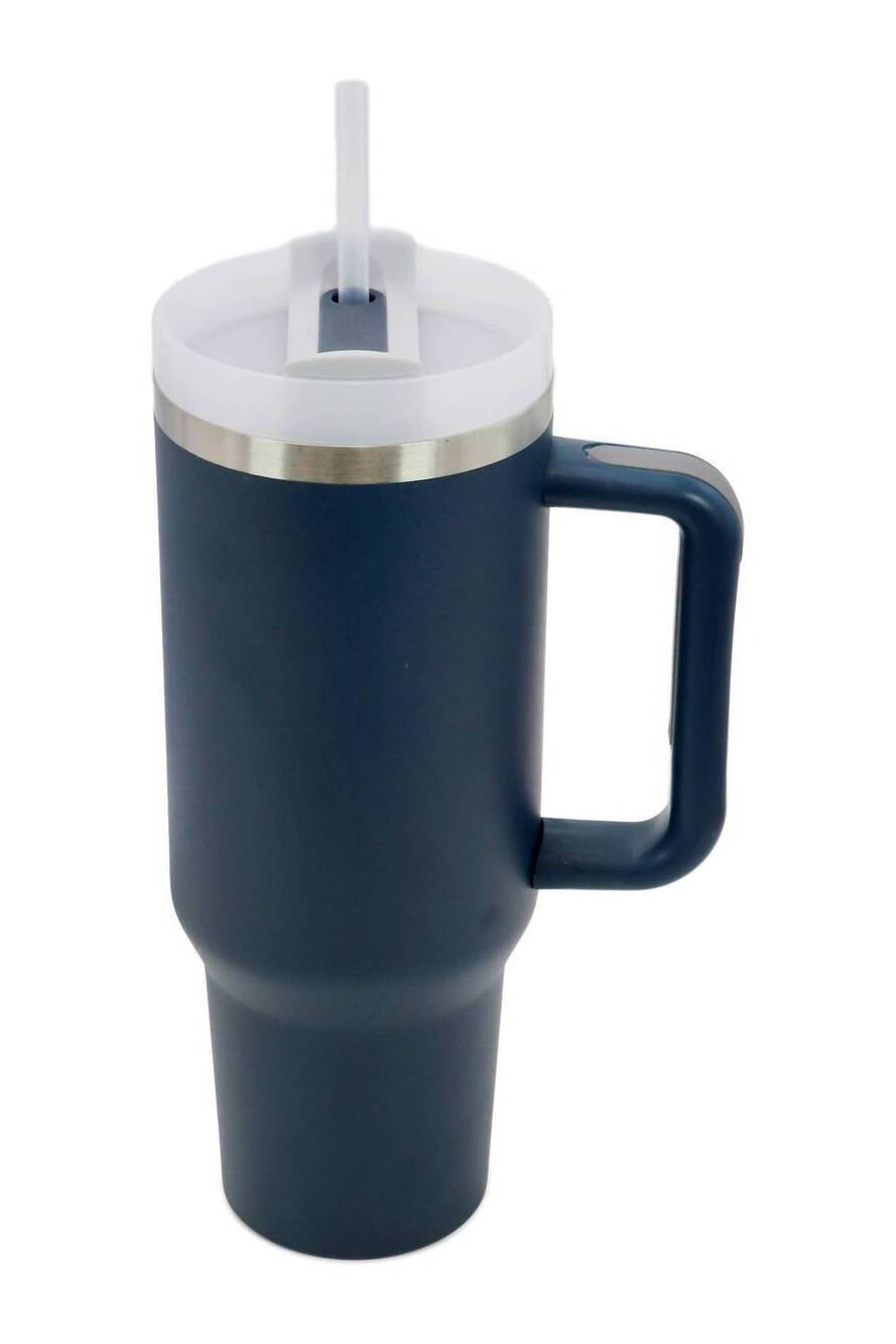 NEW CAP ZONE matte insulated stainless steel tumbler in navy blue